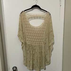 Suzy Shier + Crochet Poncho/Cover Up Size 1X